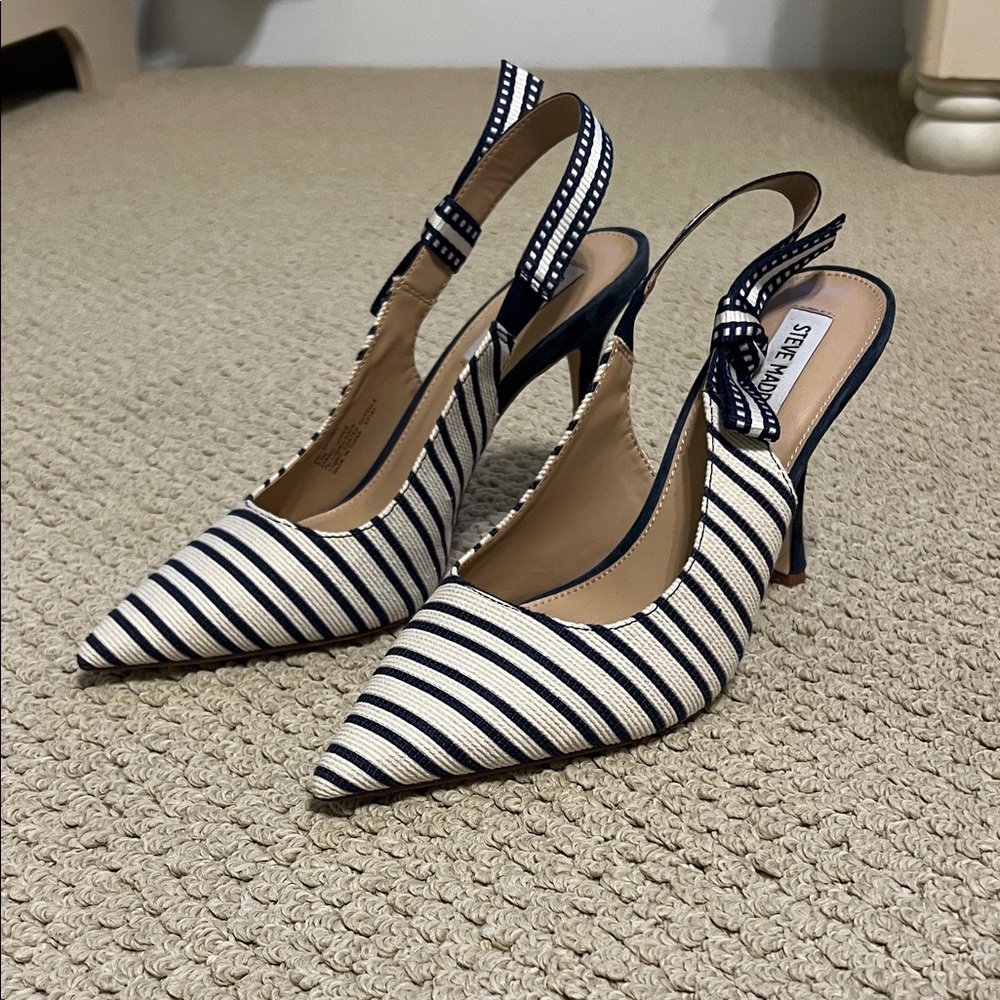 Steve Madden Striped Slingback Heels in Navy and White